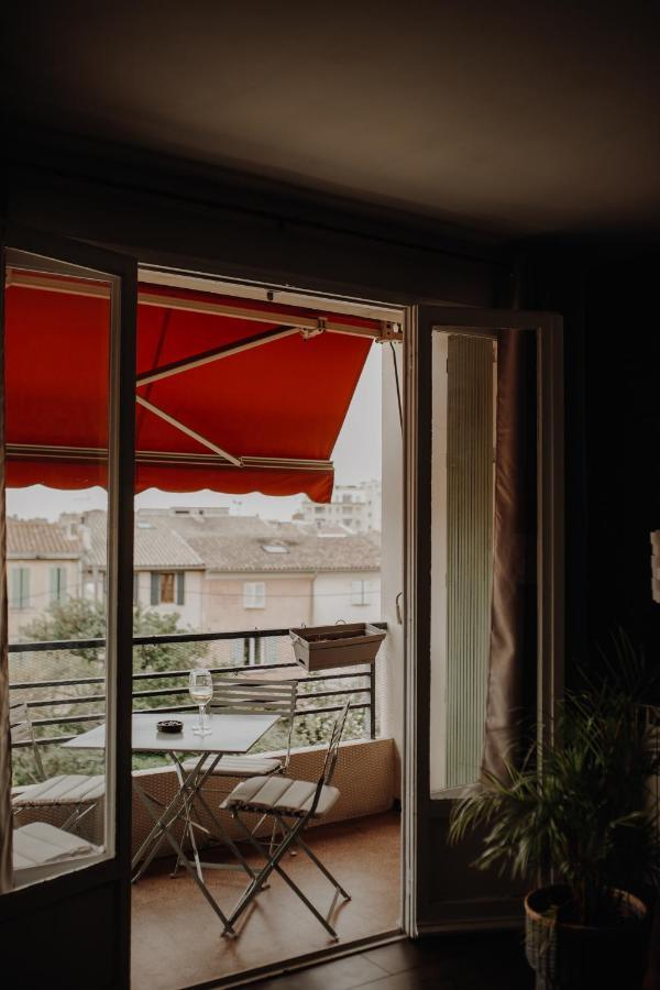Superbe Appartement Renove - Salon De Provence Bagian luar foto